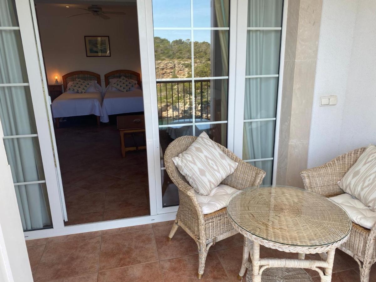 קאלה פיגרה Hostal Restaurante Cala מראה חיצוני תמונה